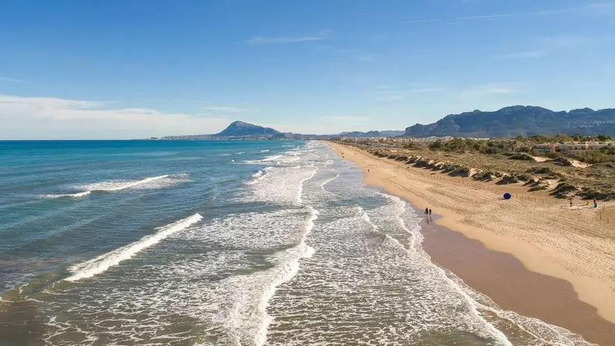 Así están las playas de Gandia y Oliva tras su reapertura