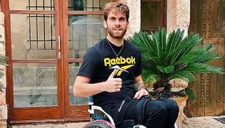 Rubén Nova ya tiene su nueva silla de ruedas