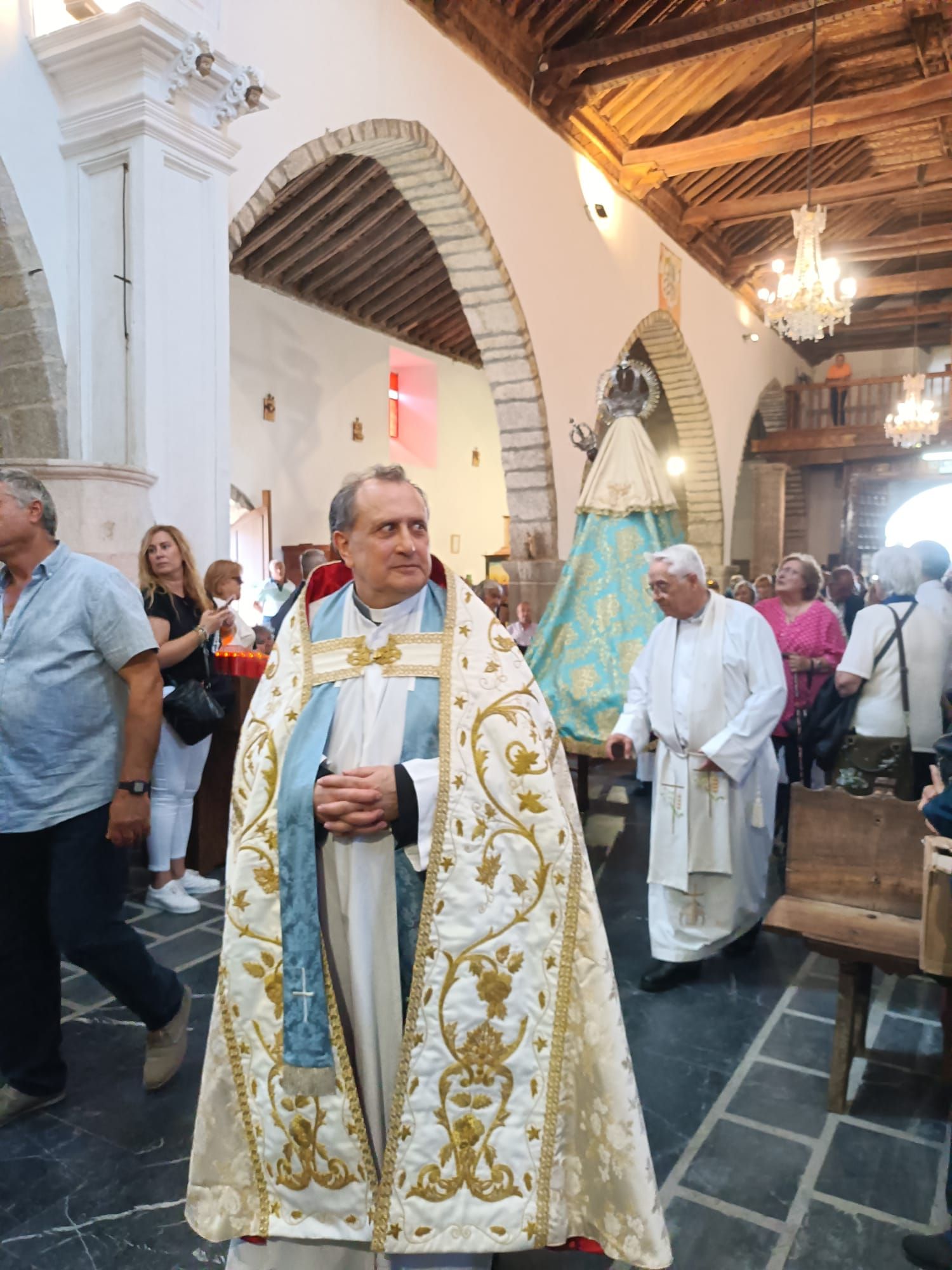 La Carballeda se rinde ante su señora