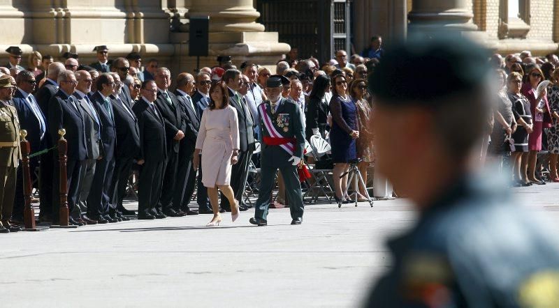 La Guardia Civil rinde homenaje a la Virgen del Pilar, su patrona.