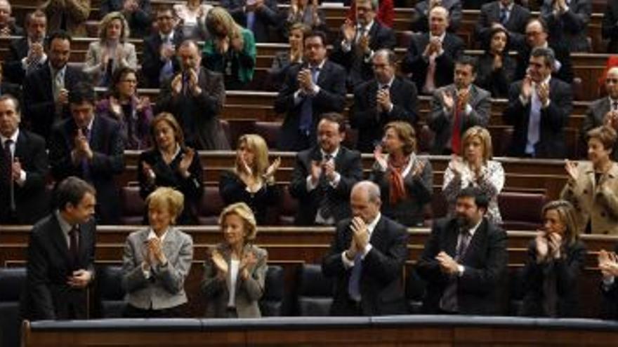 Rajoy malogra su objetivo de tumbar a Zapatero en un diálogo estéril