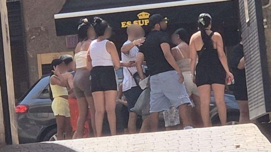 Uno de los Pelúos apuñala a un hombre tras una agresión a su hijo en s&#039;Arenal de Llucmajor
