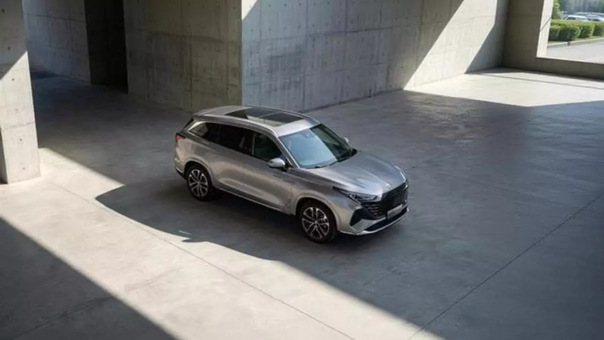 El MGS9 PHEV arranca en 32.990 euros con 7 plazas y más de 100 km eléctricos