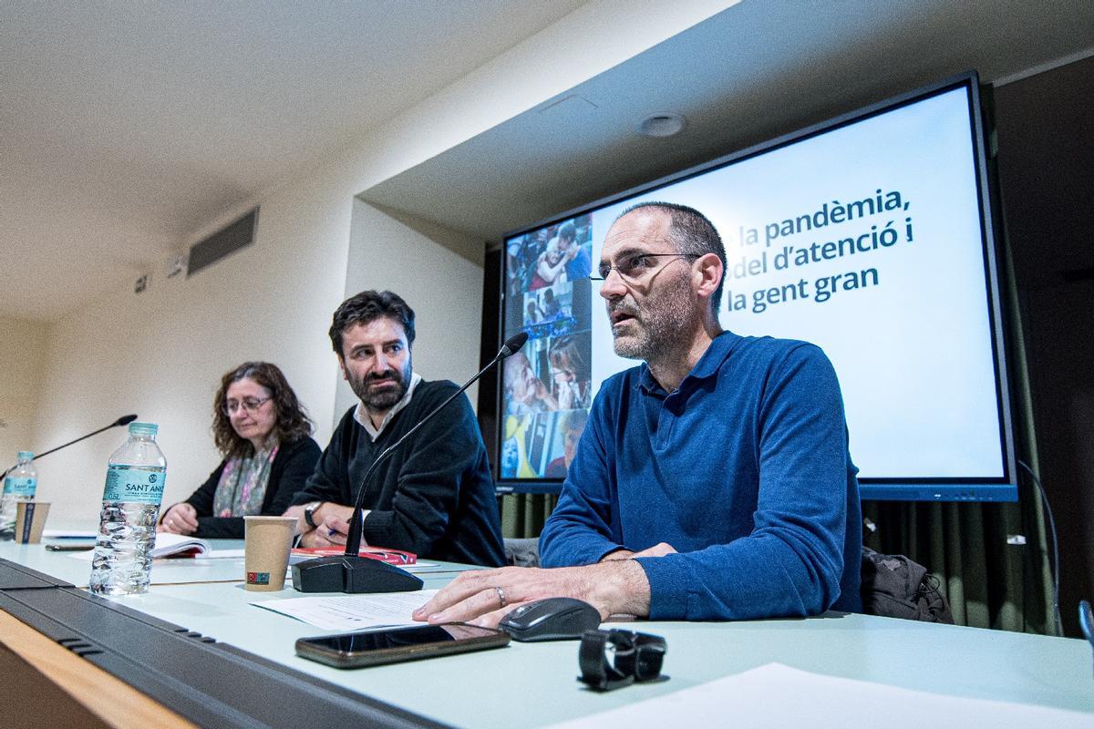 De dreta a esquerra, David Salas, Pere Sobrerroca i Montserrat Coll