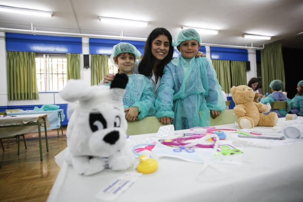 Encuentro con estudiantes de Medicina en el colegio del Quirinal