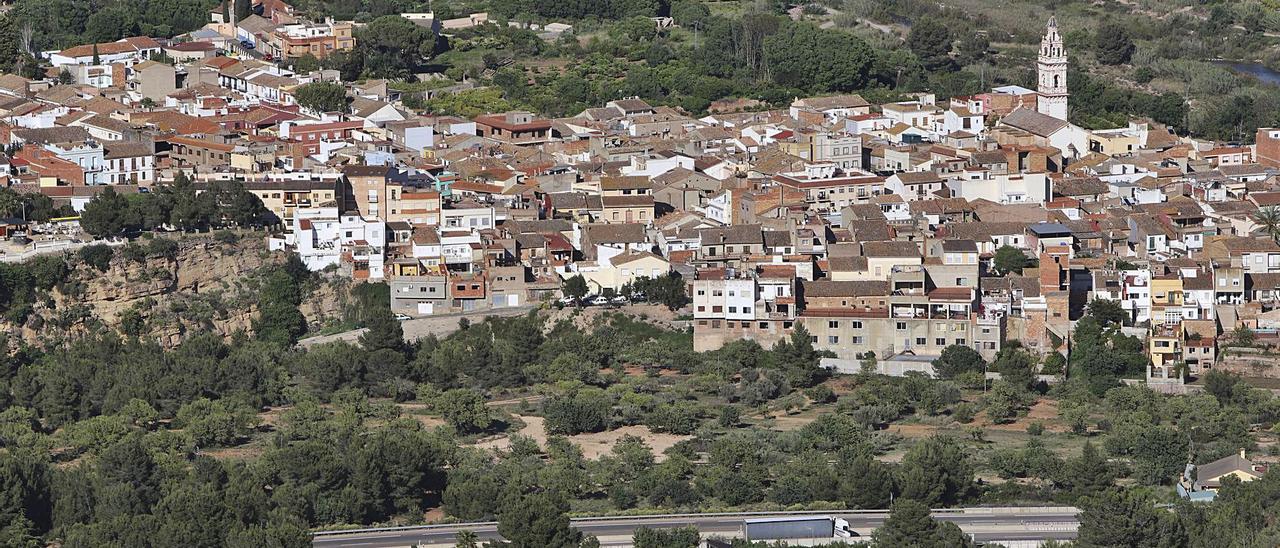 Vistas de la trama urbana por completar enel municipo de Estivella.  | DANI TORTAJADA