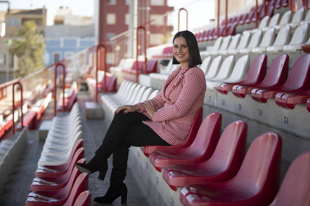 Ana Ivars en la tribuna del Fornás.