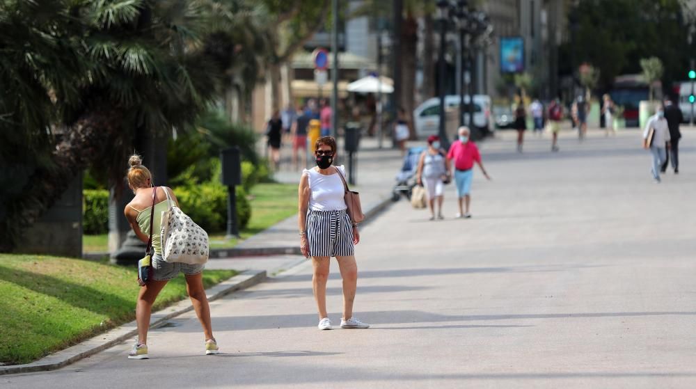 Así luce ya la plaza del Ayuntamiento tras la peatonalizacion