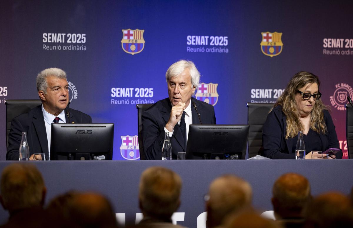 Joan Laporta, Josep Cubells y Elena Fort