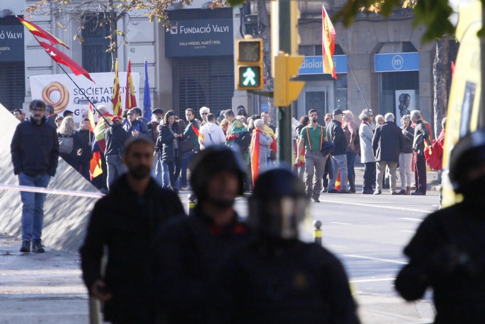 Manifestació contra la Constitució a Girona.