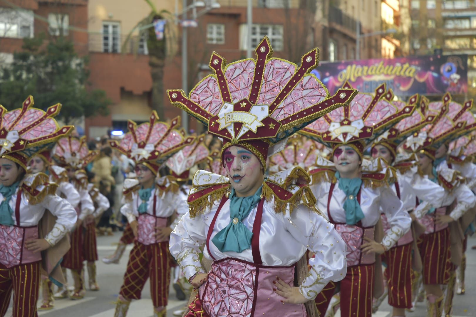 GALERÍA | Mira el desfile de comparsas infantiles de Badajoz