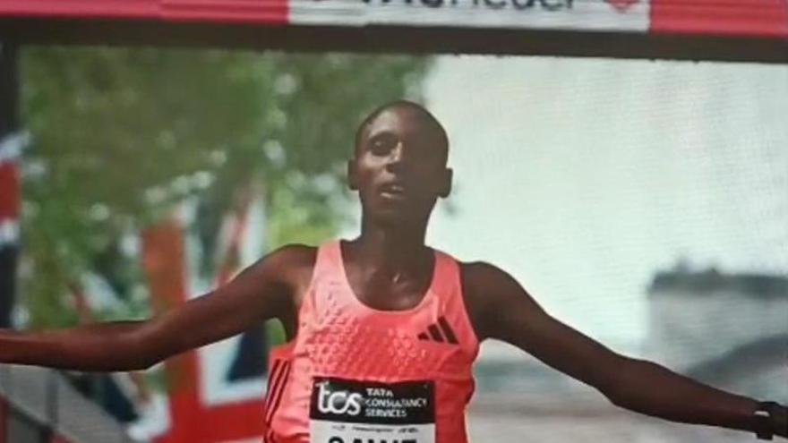 Sebastian Sawe hace histora en el Maratón de Londres
