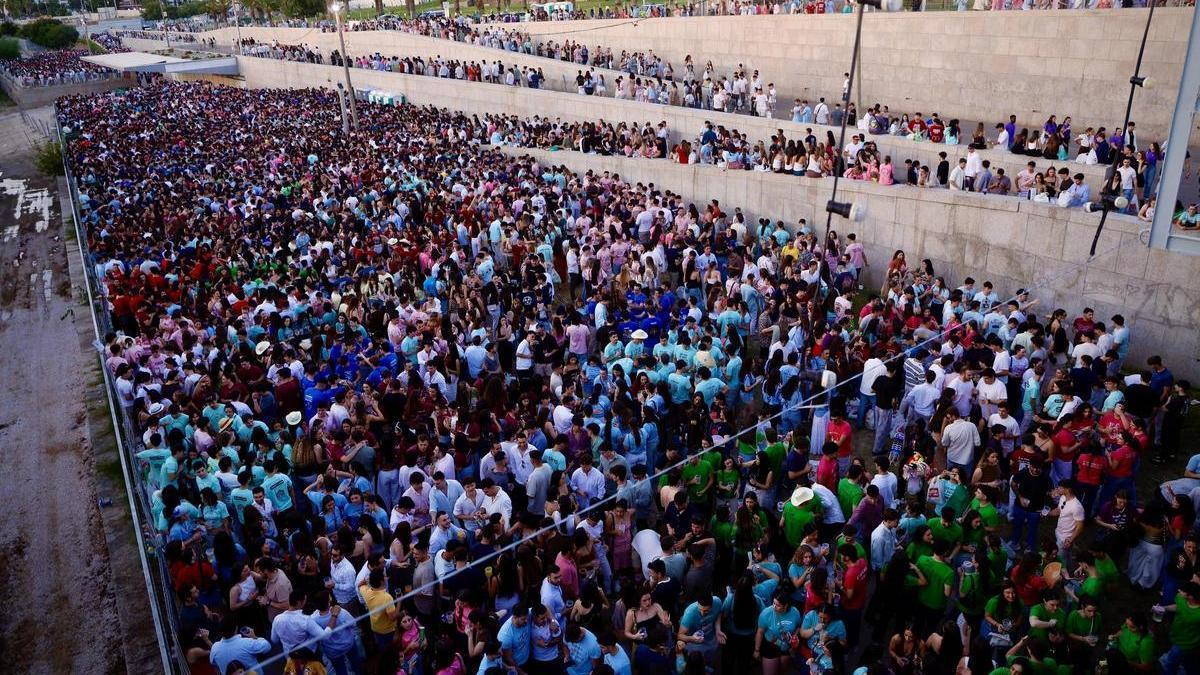 El botellón vuelve a tomar el Balcón del Guadalquivir