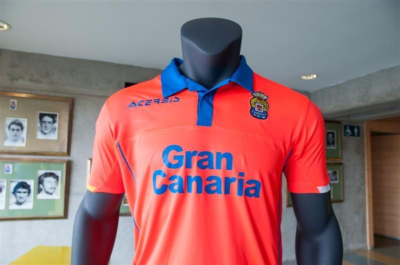 Presentación de las camisetas de la UD Las Palmas