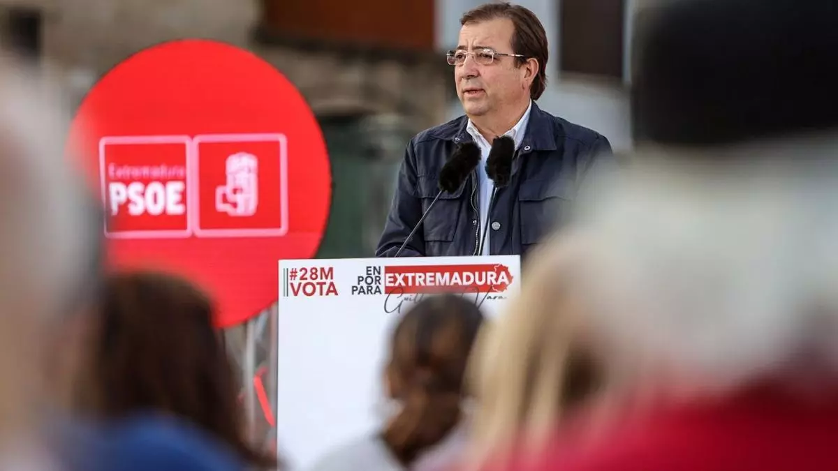 Vara asegura que ya se trabaja en los vuelos internacionales desde Badajoz