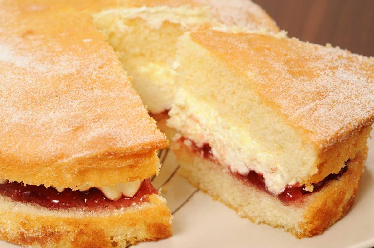 Victoria Sponge Cake