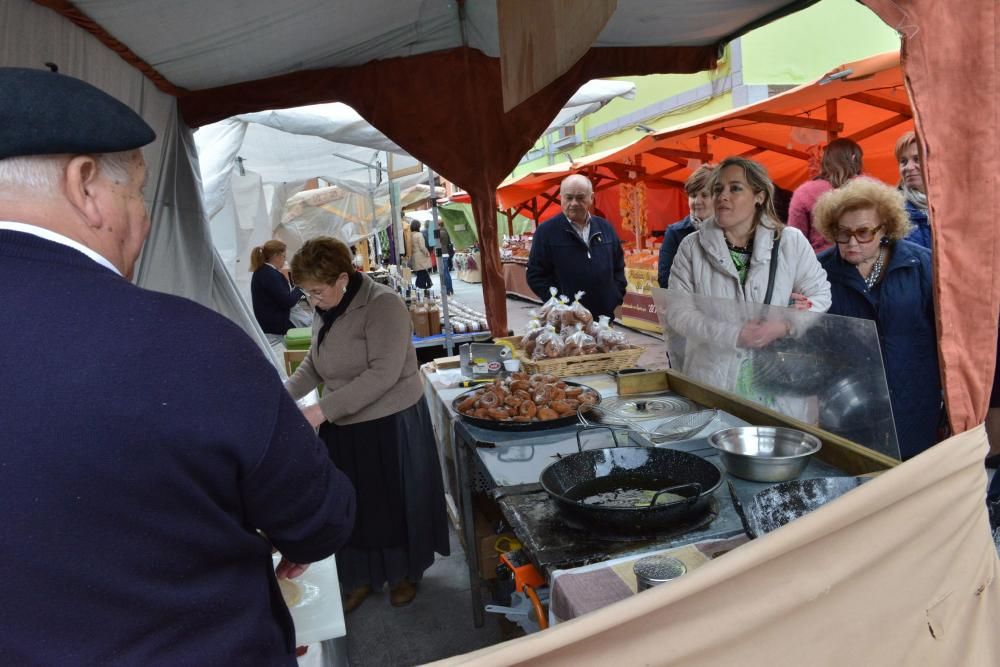 Mercáu Tradicional de La Caleya en Lena