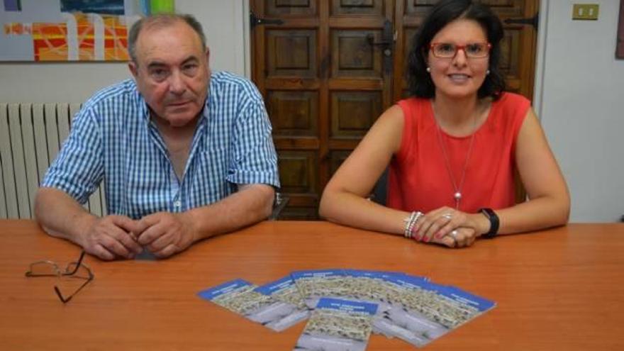 Manuel Civera y Teresa Garcia, en la presentación.