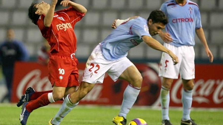 Jonathan Pereira y Roberto Lago, en el Celta-Racing.