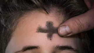 Tras el Carnaval... la Cuaresma: estas son las iglesias de Villaviciosa en las que se impondrá la ceniza