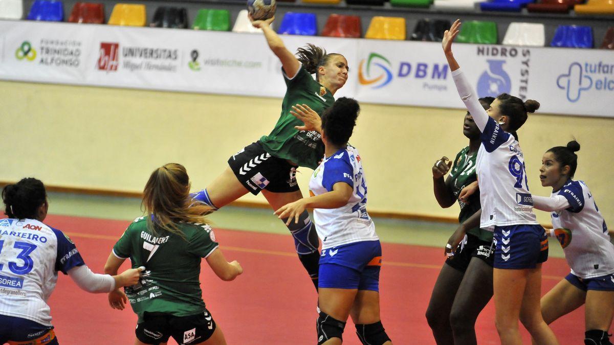 Imagen de archivo de un partido del Club Balonmano Elche