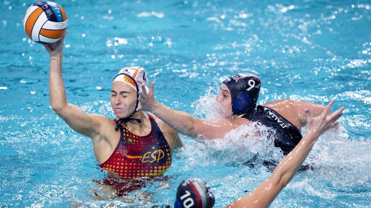 Bea Ortiz, en una acción de partido