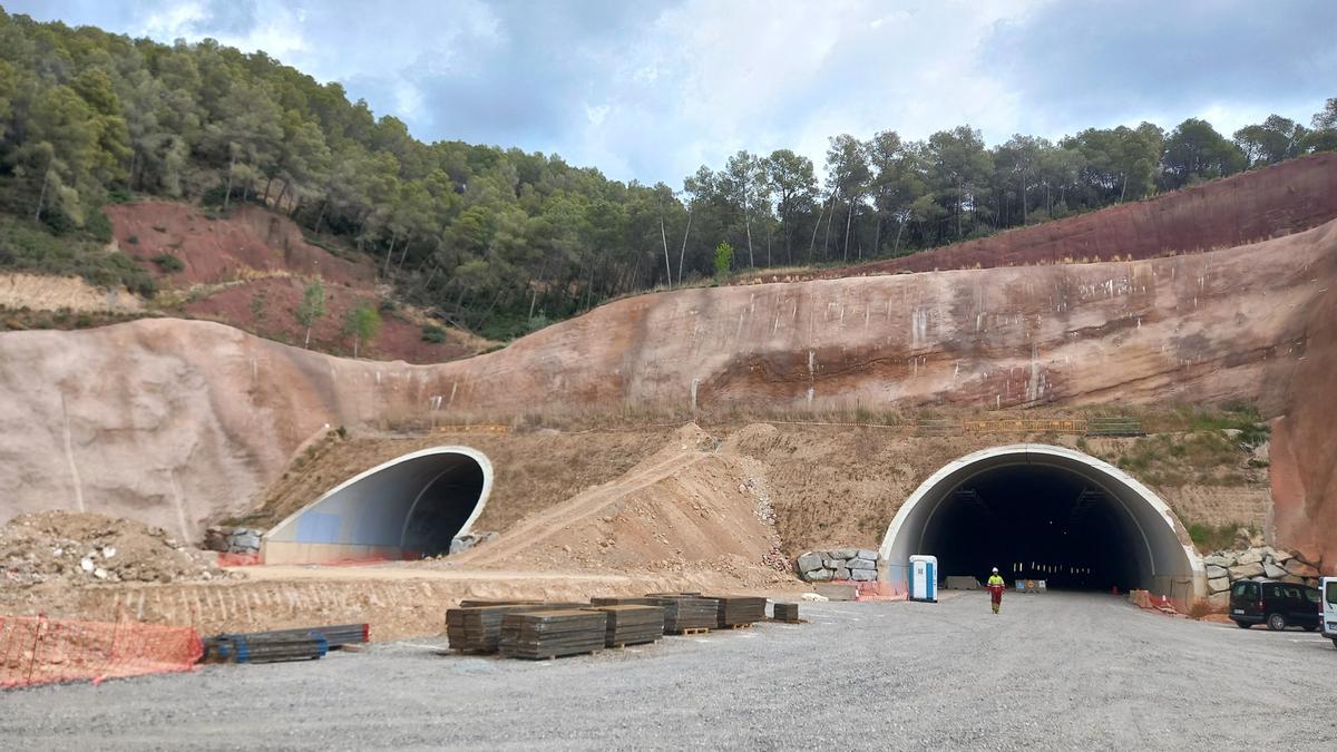Els túnels que s'han construït a la nova B-40