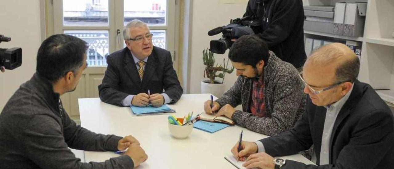 Reunión de la comisión de seguimiento del nuevo planeamiento urbanístico. // Brais Lorenzo