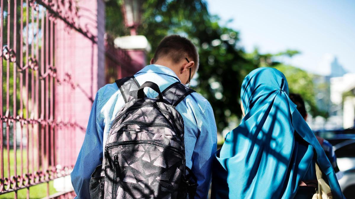 En el área de la educación, muchos migrantes priorizan incorporarse al mercado laboral lo antes posible, aunque existe un alto interés en formación profesional práctica.