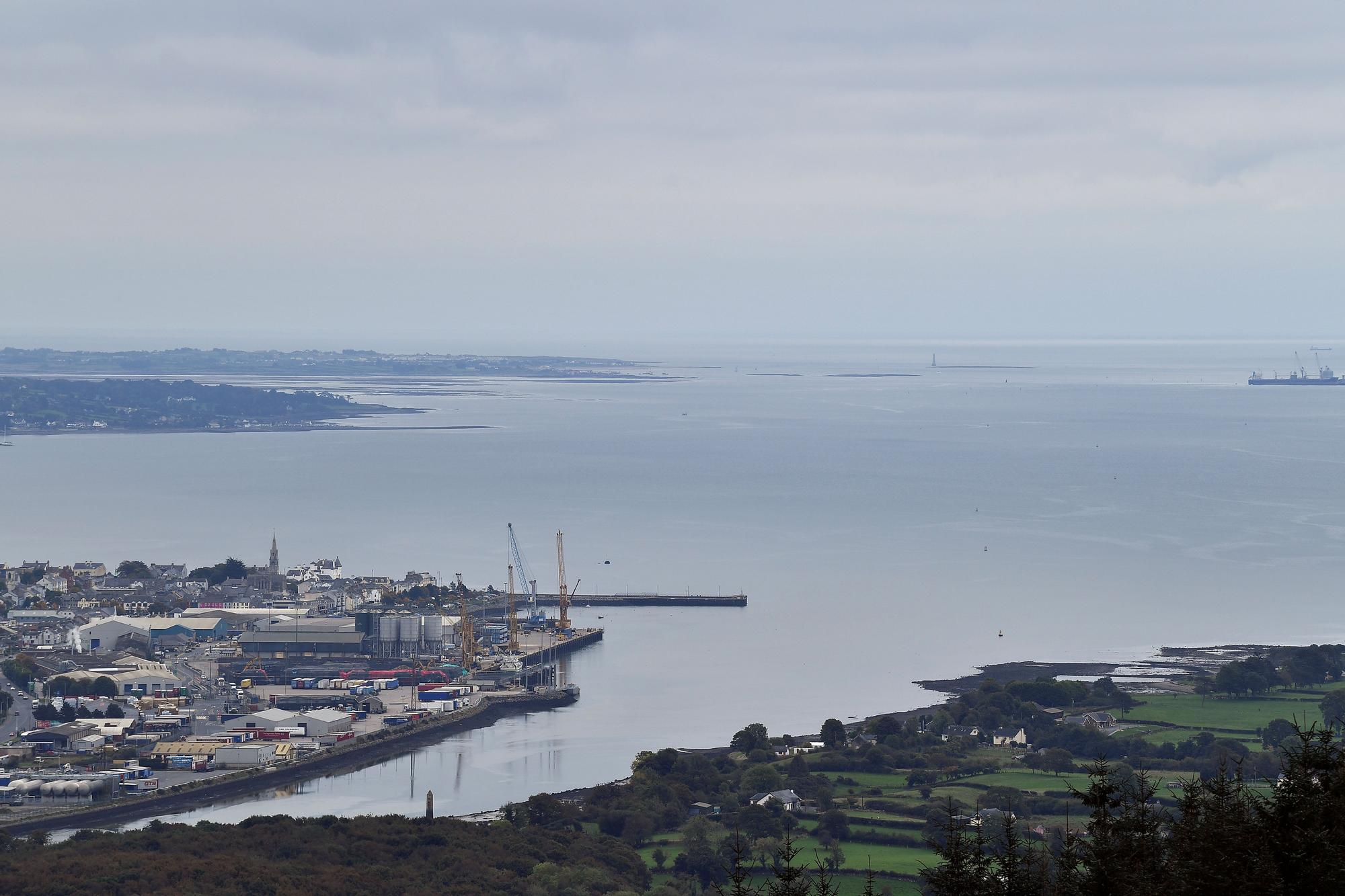 La ensenada de Carlingford marca la frontera entre Irlanda del Norte(izquierda) y la República de Irlanda.