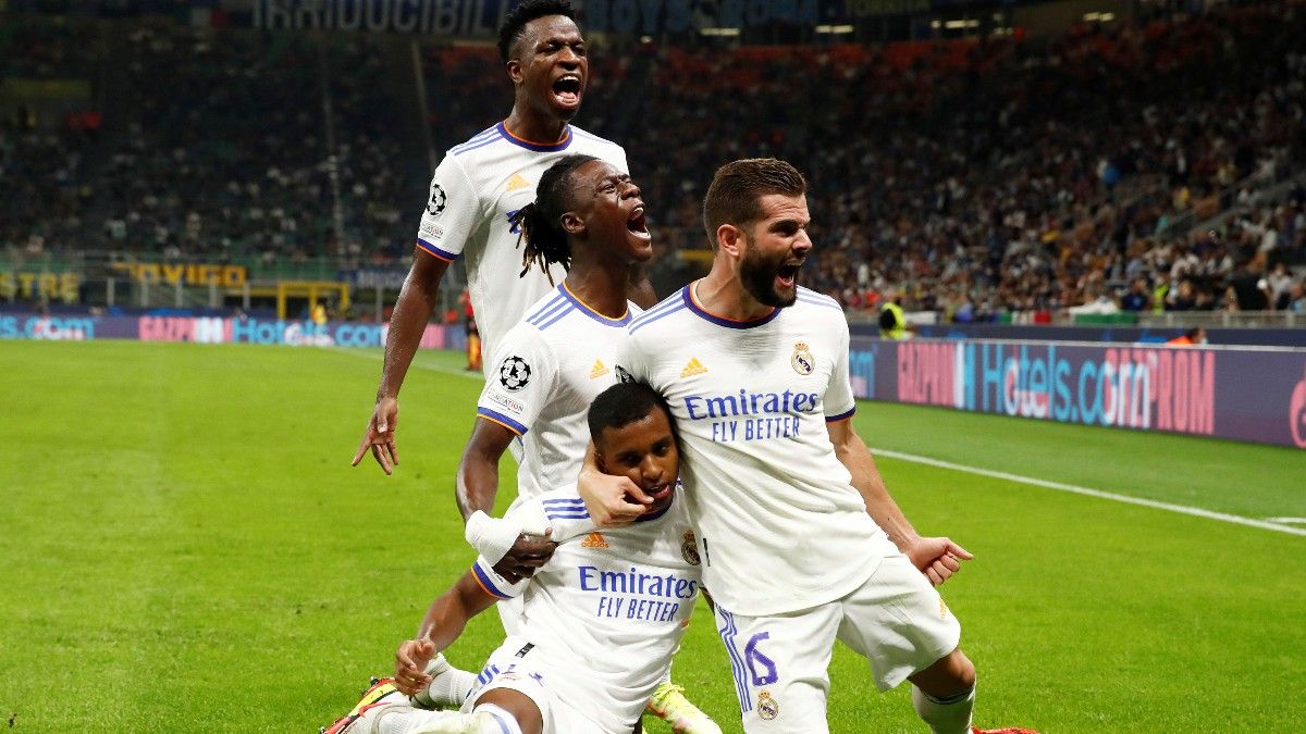 El Madrid celebra el gol de Rodrygo en Champions