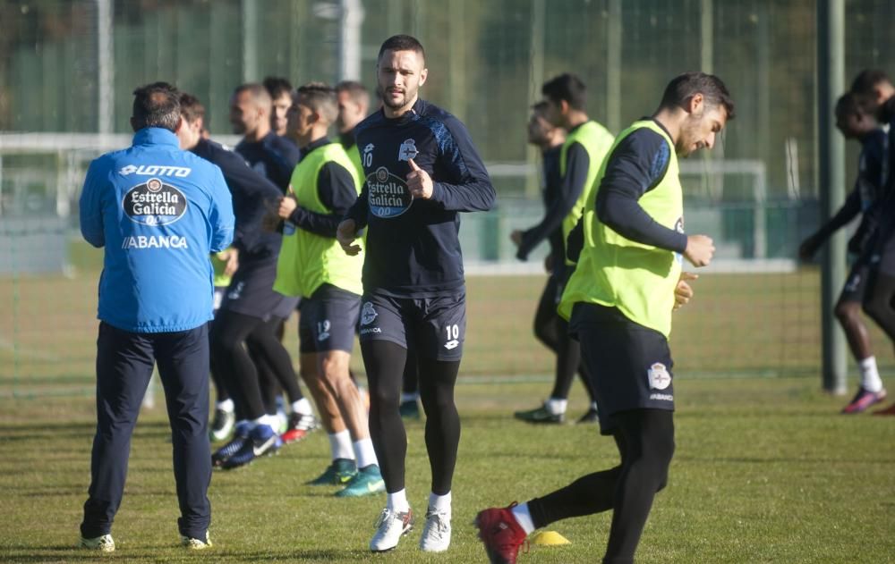 En la convocatoria para el partido ha entrado Andone, a quien se dio descanso ayer por unas molestias. También Babel después de recibir el alta médica.