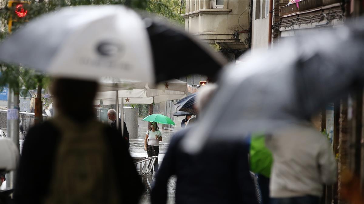 zentauroepp40600920 barcelona 19 10 2017 sociedad  dia de lluvia en la ciutat de180907090943