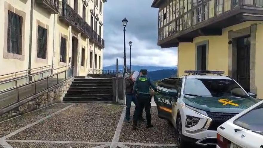 Prisión provisional comunicada y sin fianza para el detenido por intentar matar al hermano de su expareja: "Él lo niega todo", alega su defensa