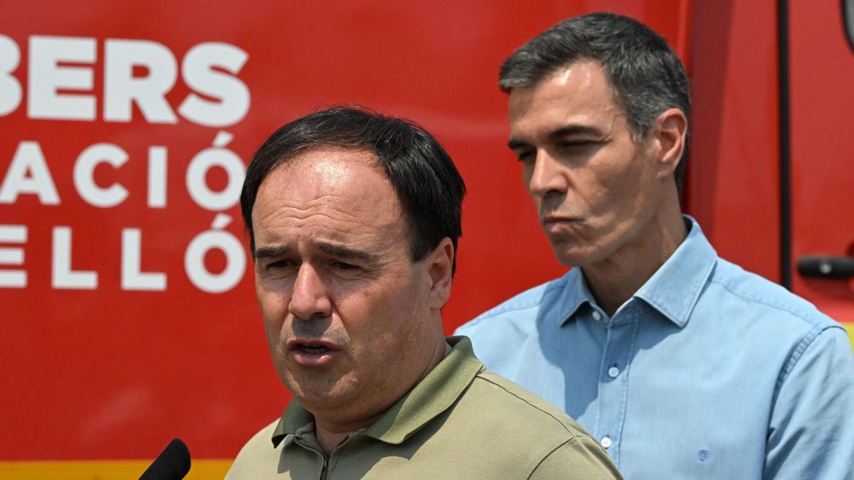 Llorca anuncia 67 millones en ayudas a los afectados por el incendio de la Vall d'Uixó