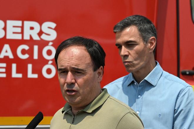 El jefe del Gobierno Valenciano anuncia 67 millones en ayudas a los afectados por el incendio de la Vall d'Uixó (Castellón)