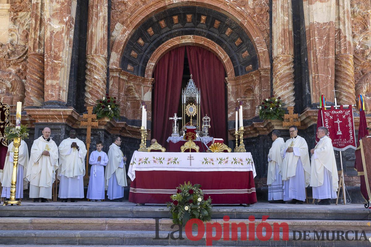 Así se ha vivido la misa ofrenda a la Vera Cruz del Bando Moro de Caravaca