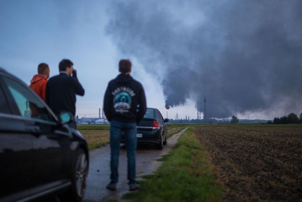 Incendio en una refinería en Alemania