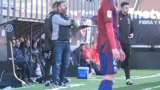 Estévez, tras el empate del Eldense: «Doy el punto por bueno»