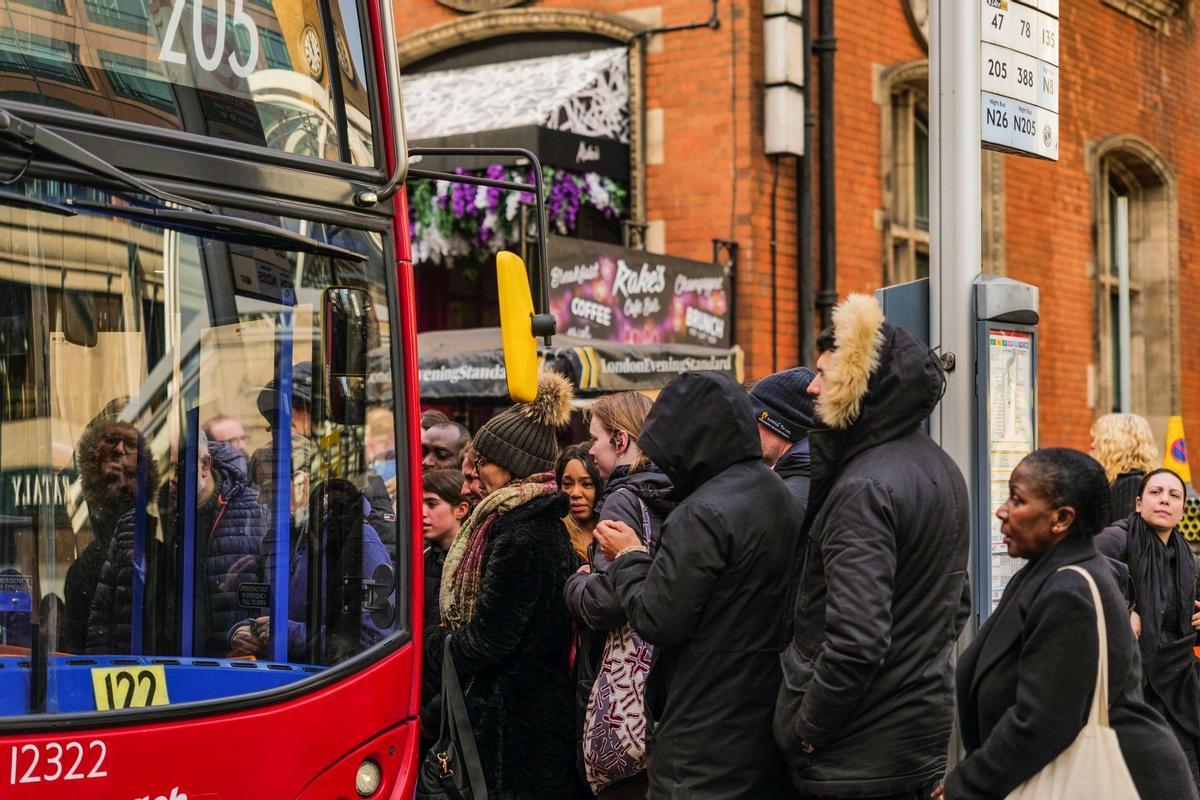 La huelga en el metro de Londres paraliza todas las líneas