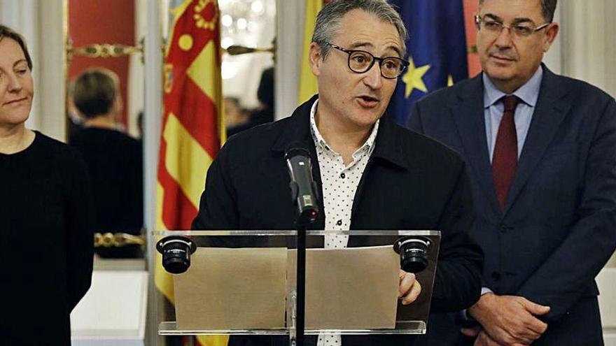 El Síndic de Comptes, Vicent Cucarella en las Corts