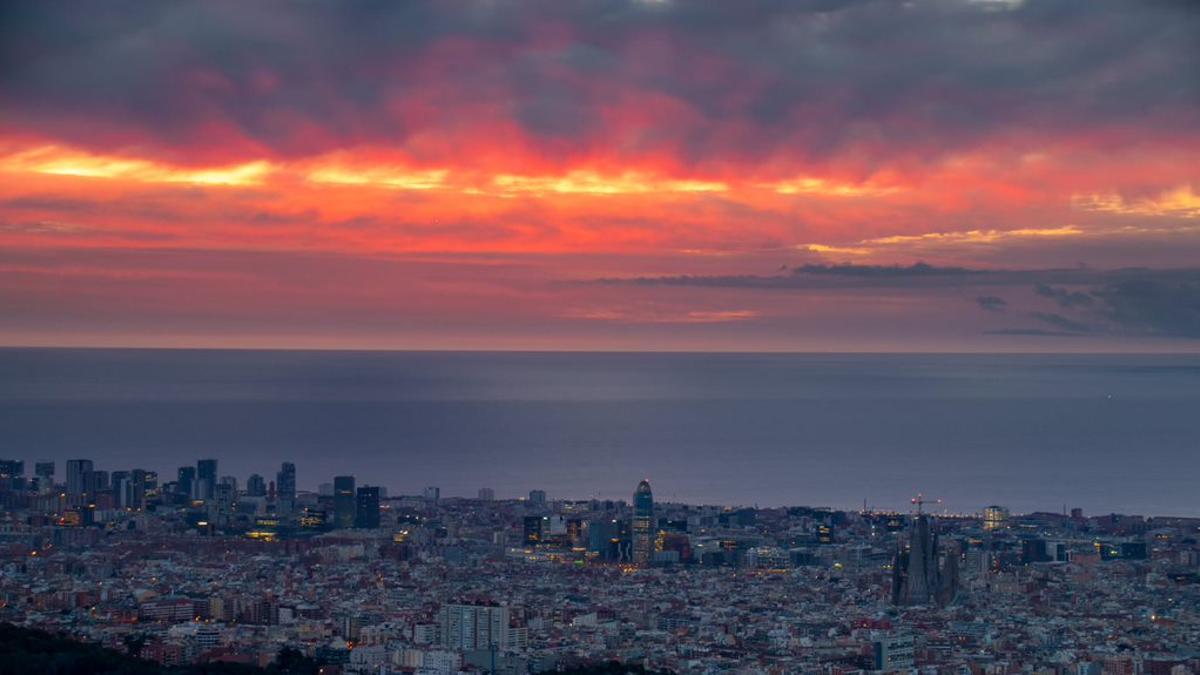 Amanecer en Barcelona