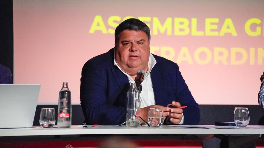 Rafael Louzán despide a Pep Sansó de la Escuela de Entrenadores
