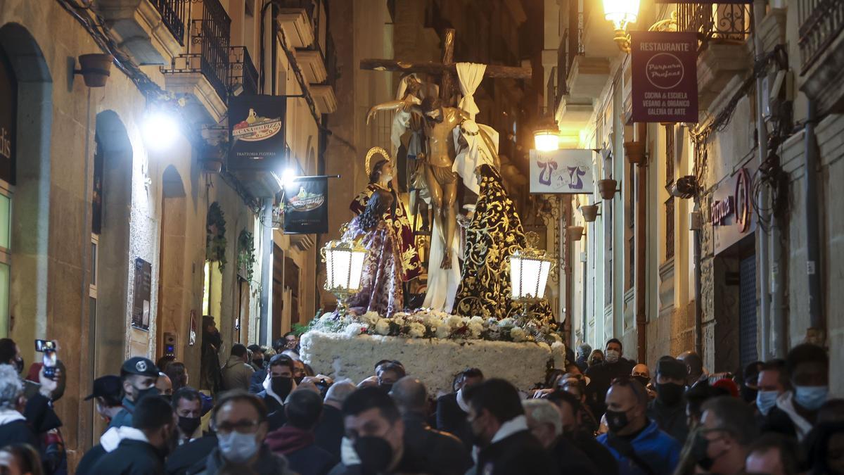 Las procesiones vuelven a las calles de Alicante dos años después