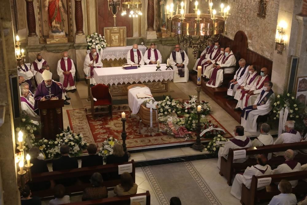 Funeral de José Manuel Feito, párroco de Miranda