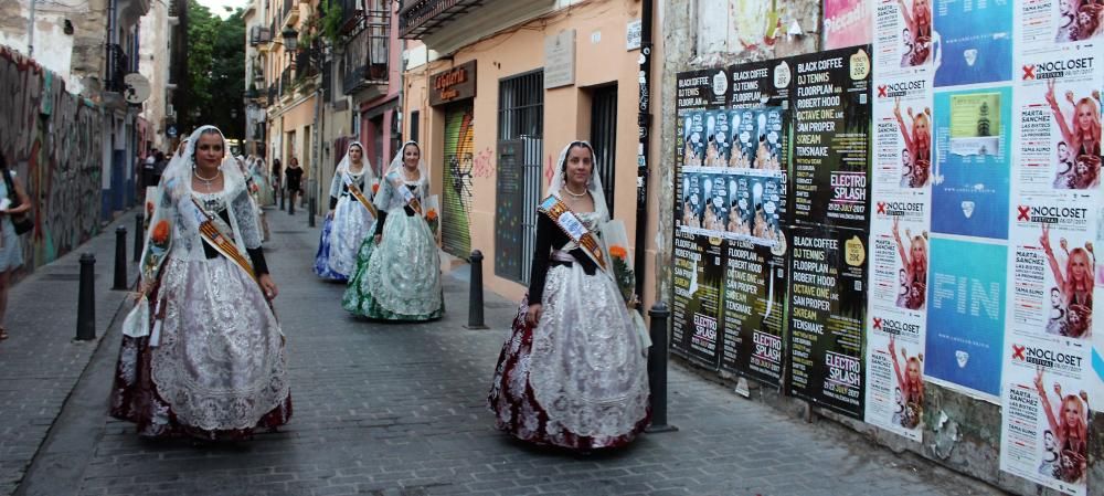Procesión en el Barrio del Carmen y "cant de la carxofa"