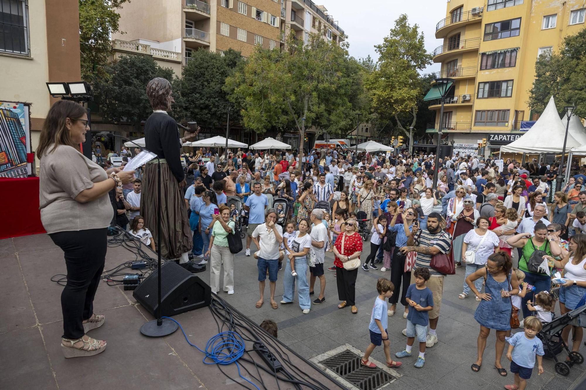 FOTOS | El éxito en la primera Fira del Variat en Palma desborda las previsiones de los restaurantes