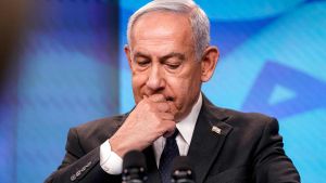 El primer ministro israelí, Benjamín Netanyahu, durante una rueda de prensa conjunta con el secretario de Estado de Estados Unidos en la Oficina del Primer Ministro en Jerusalén, el 15 de septiembre de 2025.