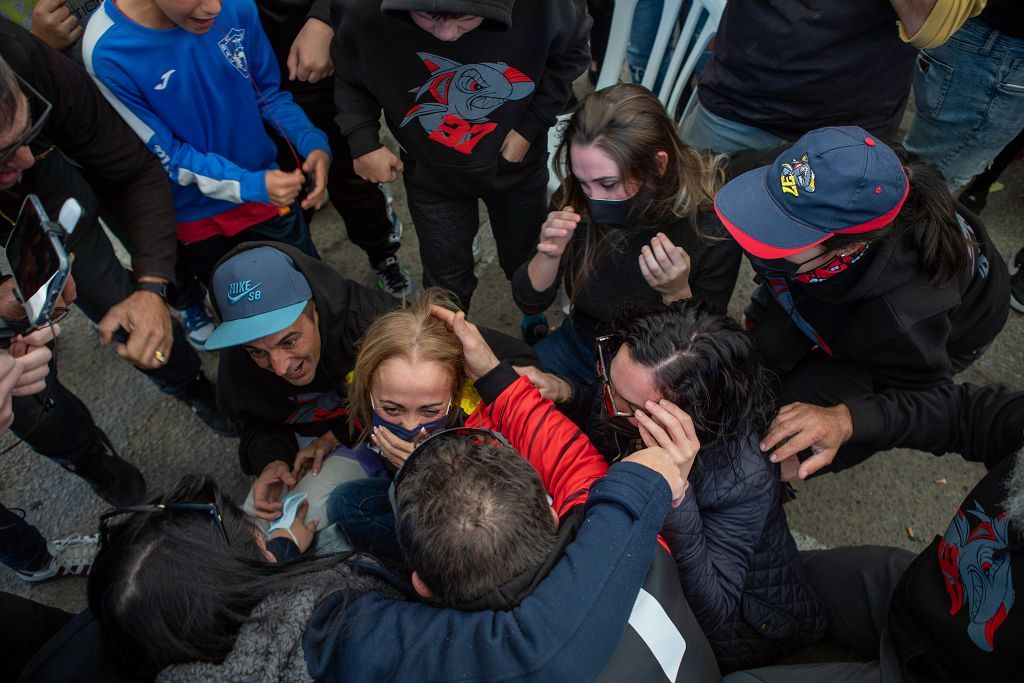 Explosión de júbilo en Mazarrón por la victoria de Pedro Acosta