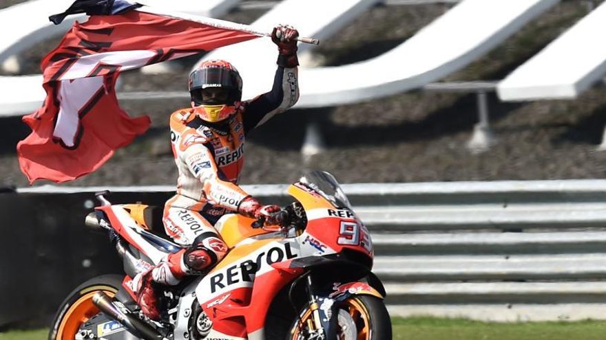 Márquez ya atisba el quinto título en Moto GP.